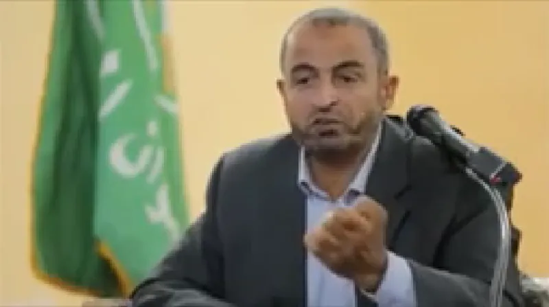 أحوال الدنيا سواء عند المؤمن