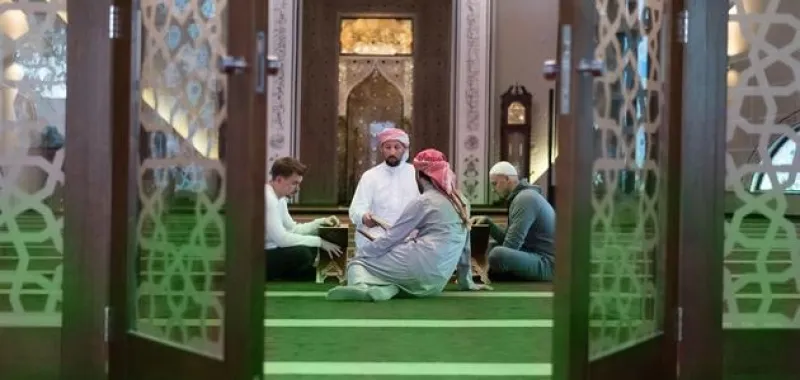 مفهوم الأسوة الحسنة ودوره في تطوير نظرية إسلامية للتربية وإعداد القيادات  (كيف يسهم مفهوم الأسوة الحسنة في بناء القوة النفسية للفرد والمجتمع)